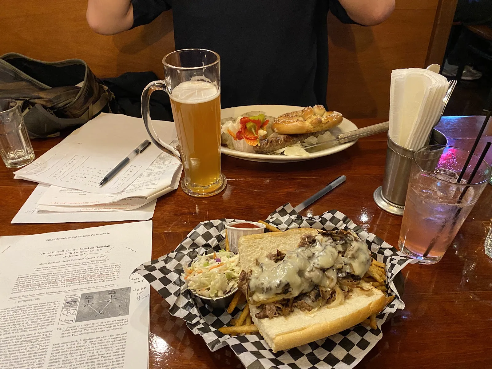Shultzy's Bar & Grill - Image 3