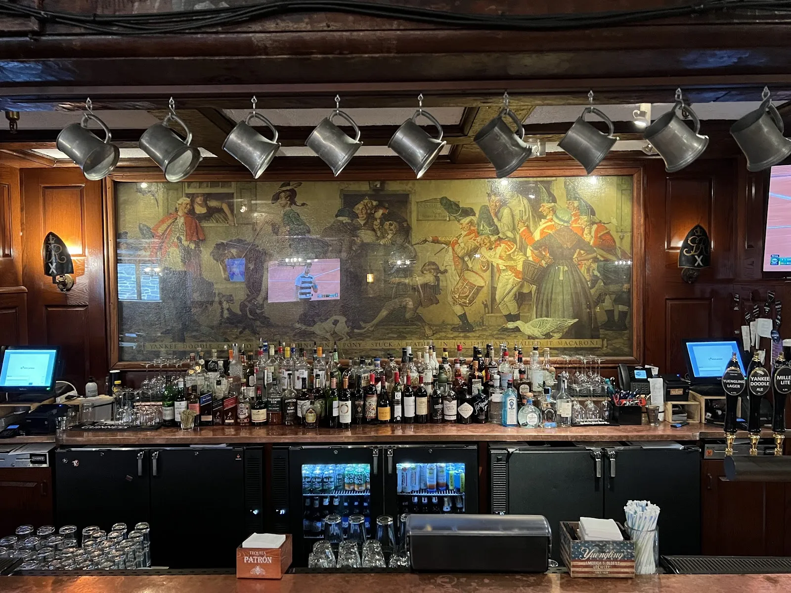 Yankee Doodle Tap Room - Image 4