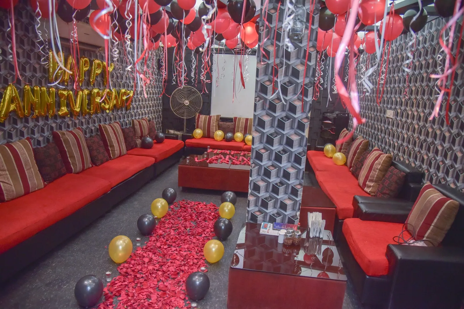 BJ's Sports Restro and Lounge (Ballygunge) - Image 2