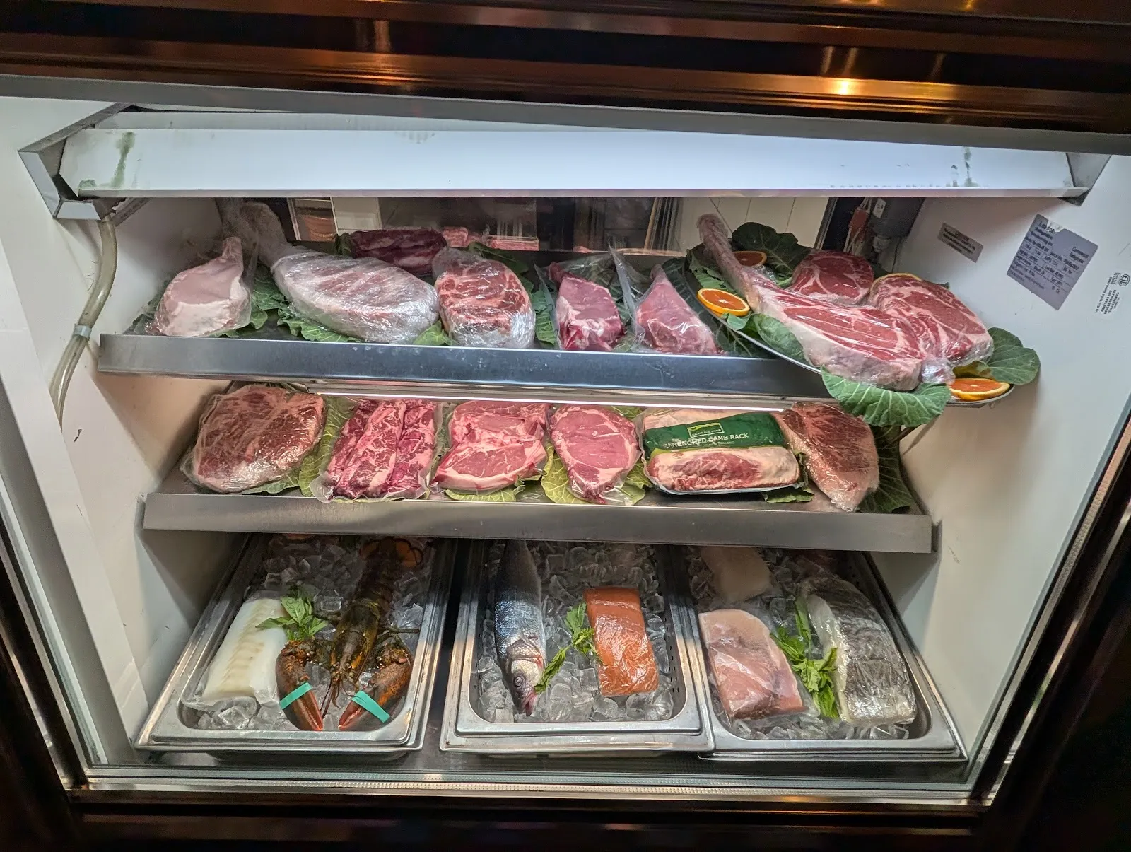 Fernandes Steakhouse - Image 3