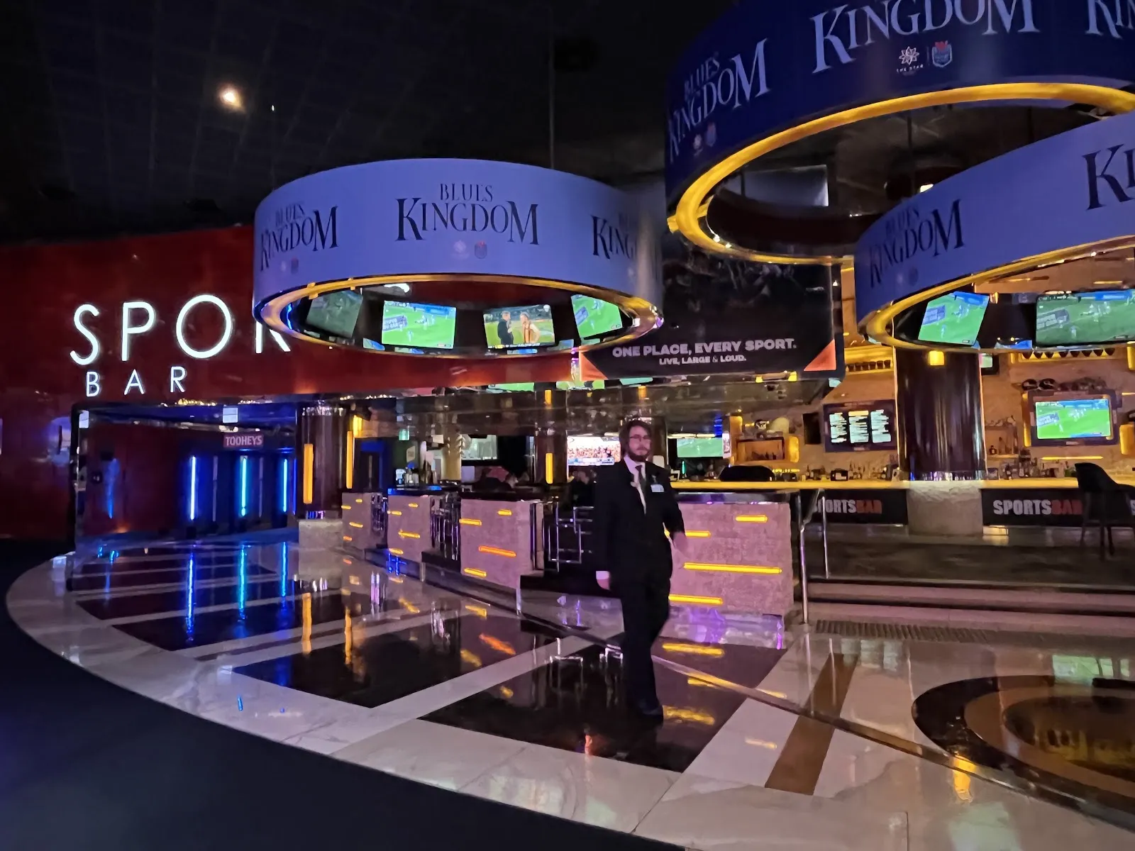 Sports Bar at The Star - Image 4