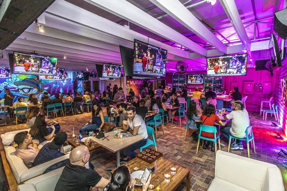 Grails Sports Bar