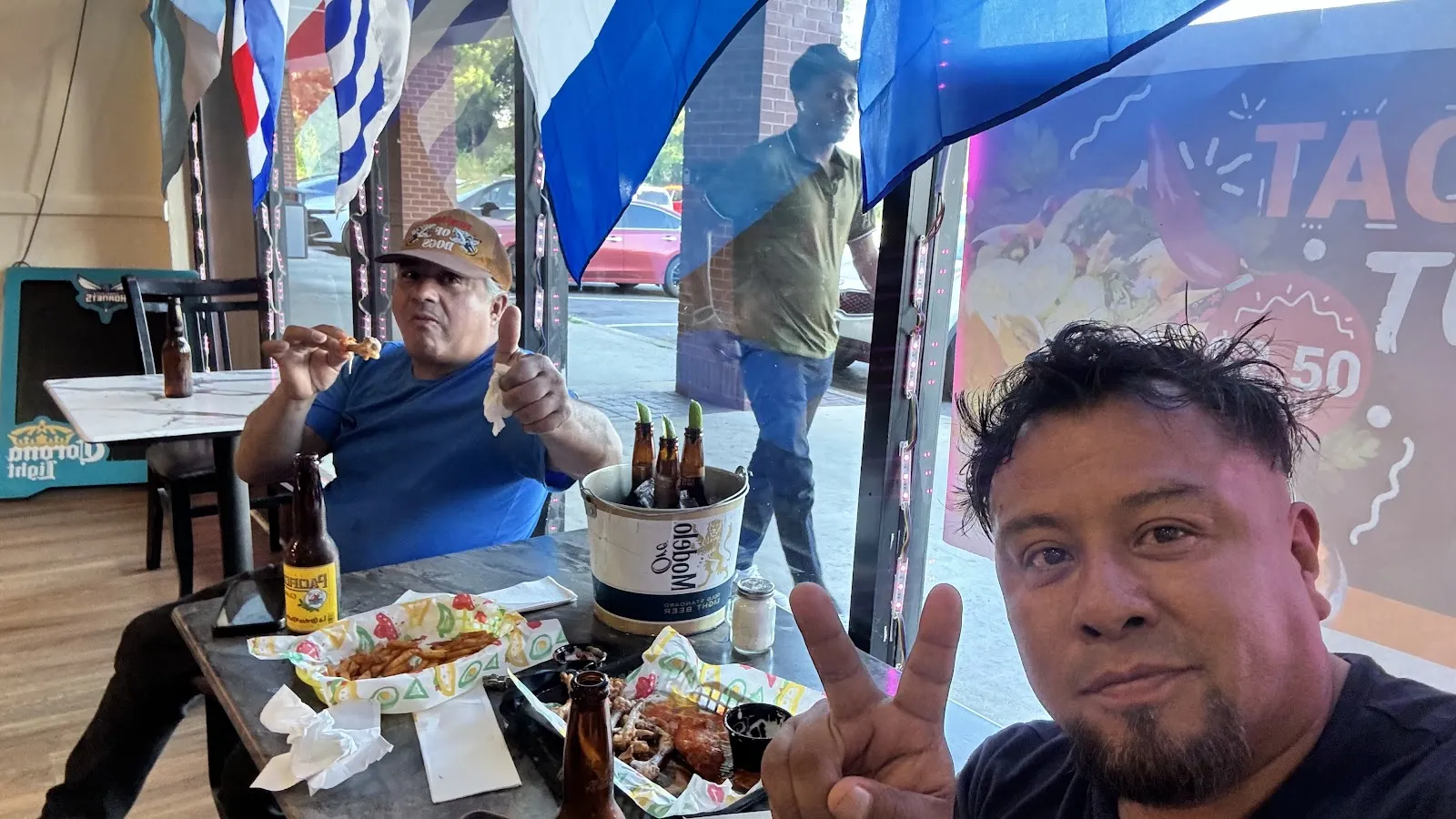 Al Chile Sport Bar - Image 4