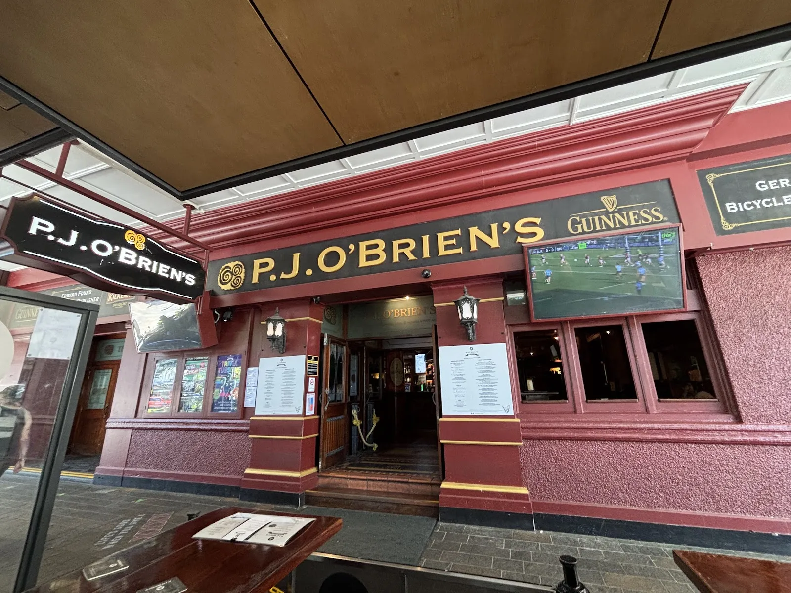 P.J. O'Brien's Cairns - Image 4