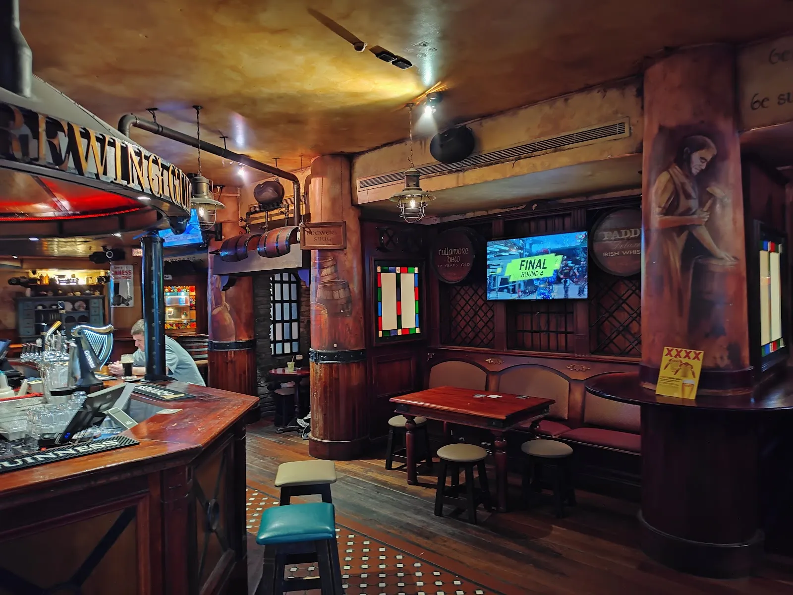 P.J. O'Brien's Cairns - Image 2