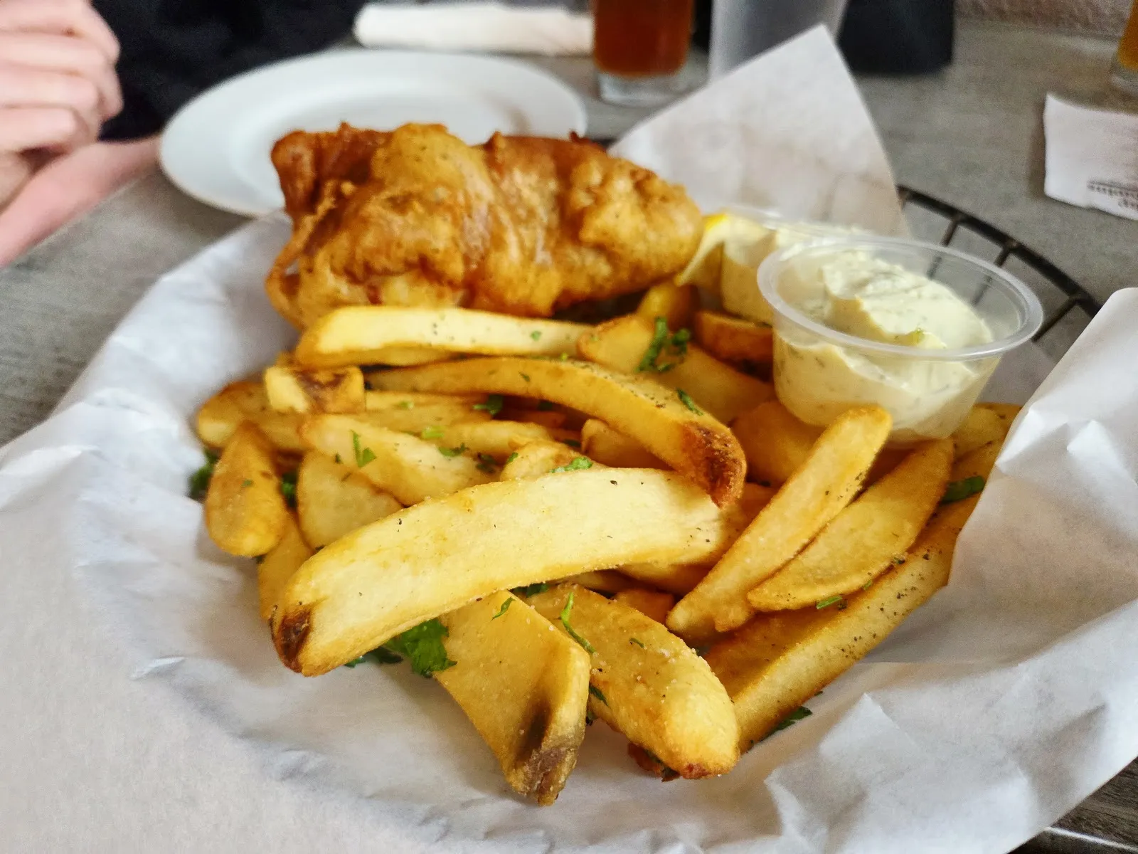 Lucky Baldwins Pub - Image 2