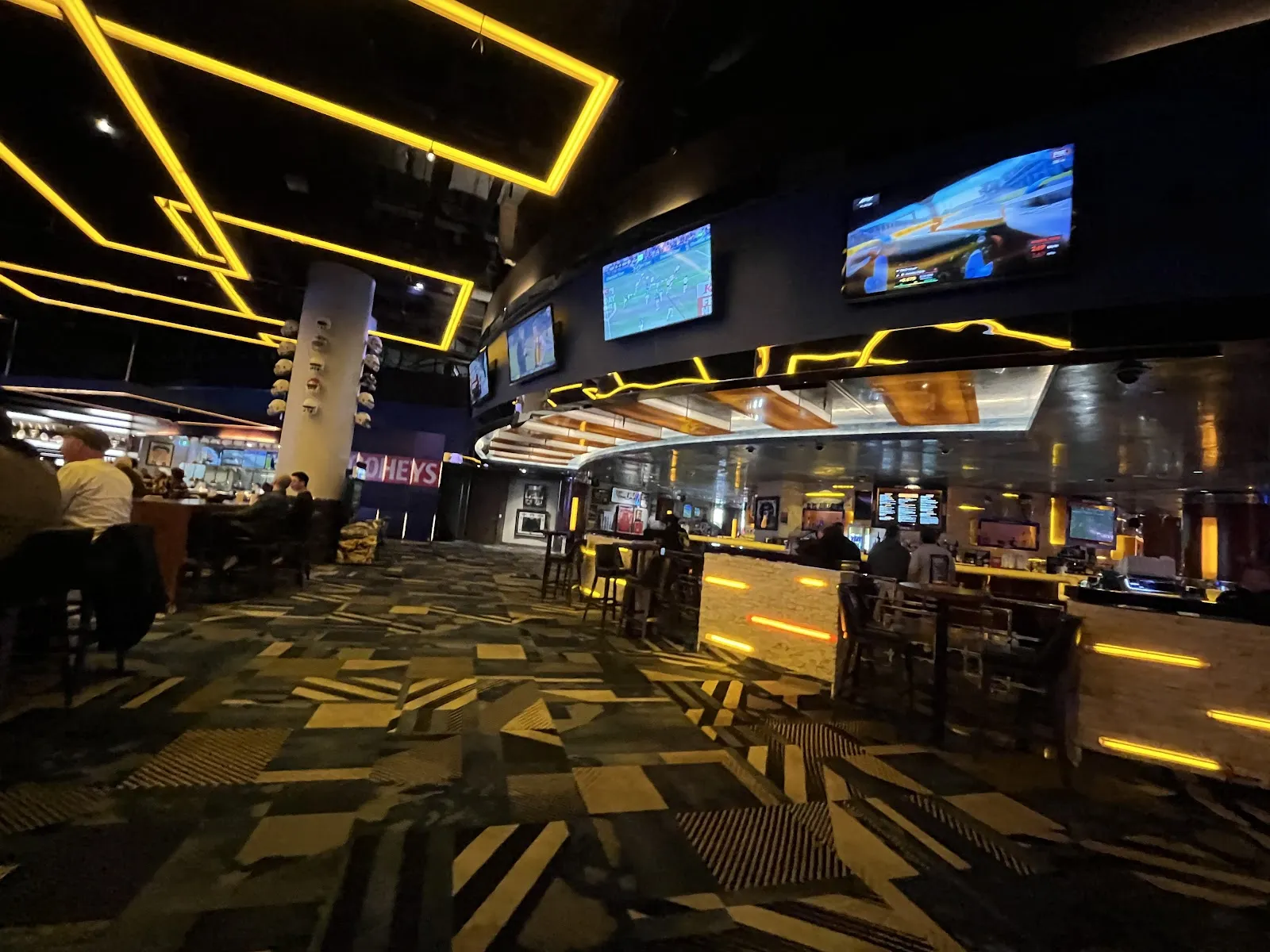 Sports Bar at The Star - Image 3