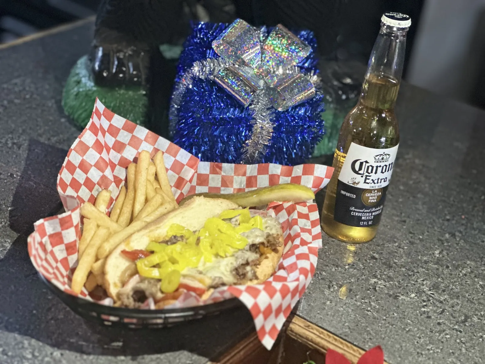 Shorty's Sports Bar & Grill - Image 2