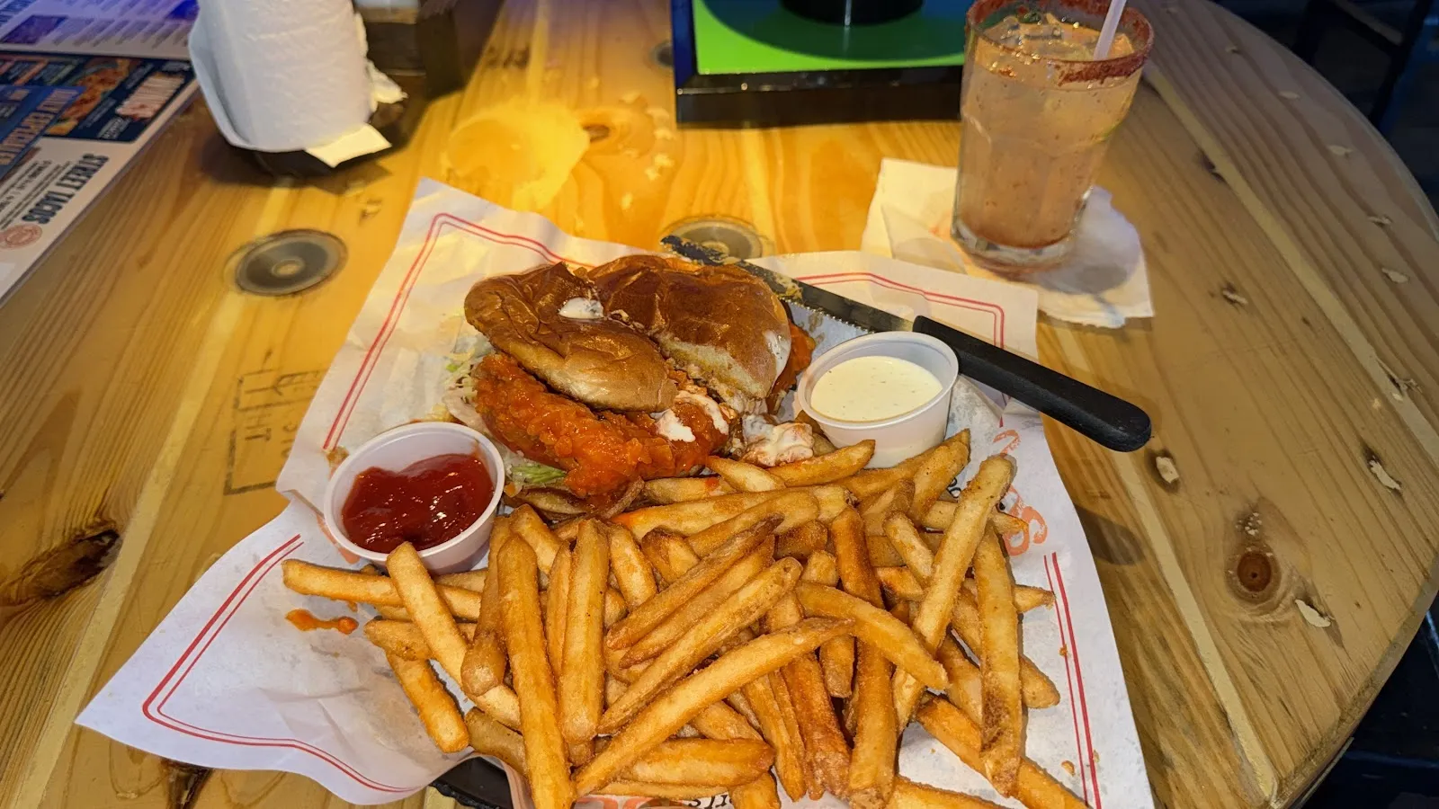 Ojos Locos Sports Cantina (Chula Vista) - Image 3