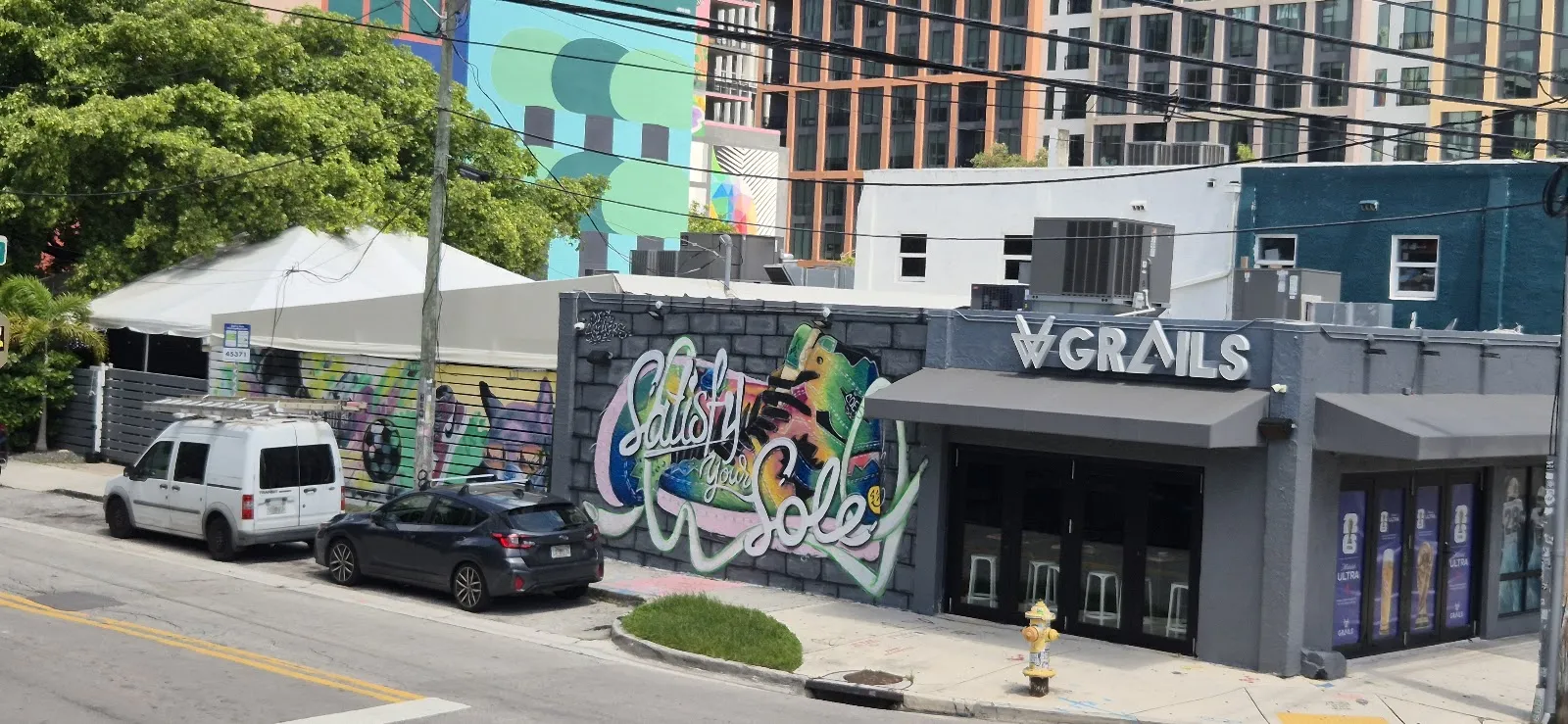 Grails Sports Bar - Image 3